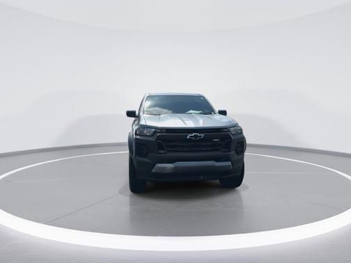 Sterling Gray Metallic 2024 Chevrolet Colorado 4WD Trail Boss