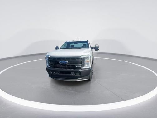 Oxford White 2026 Ford F-350 XL