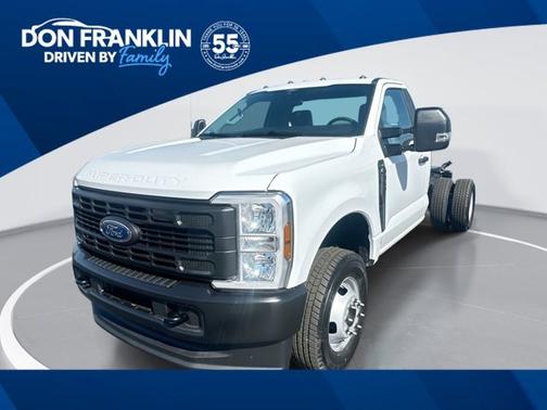 Oxford White 2026 Ford F-350 XL