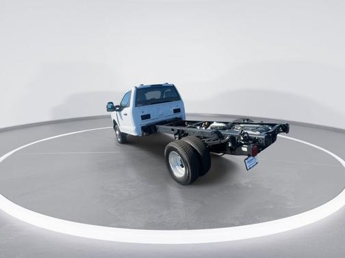 Oxford White 2026 Ford F-350 XL