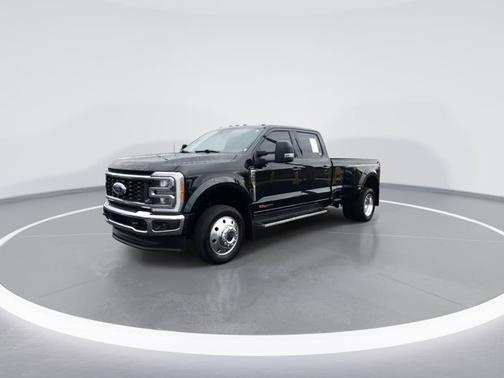 Black 2023 Ford F-450 LARIAT