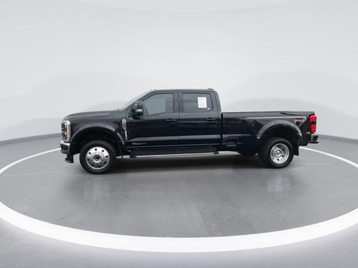 Black 2023 Ford F-450 LARIAT