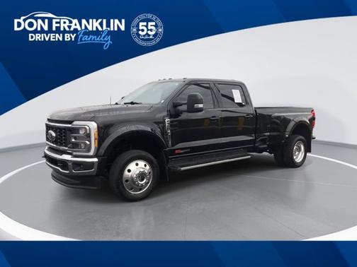 Black 2023 Ford F-450 LARIAT