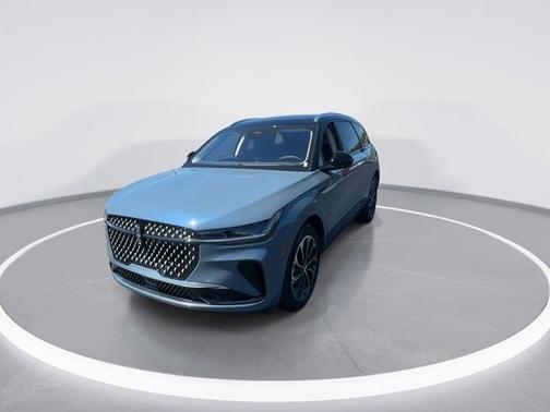 Whisper Blue Metallic Clearcoat 2026 Lincoln Nautilus Reserve