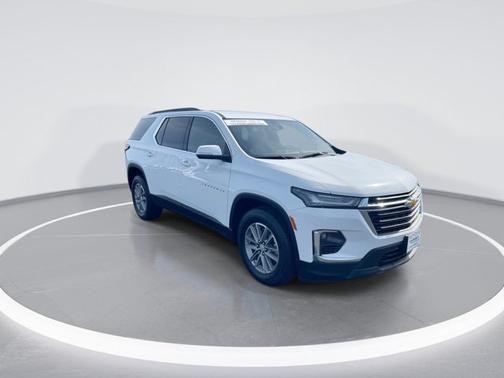Summit White 2023 Chevrolet Traverse LT Cloth