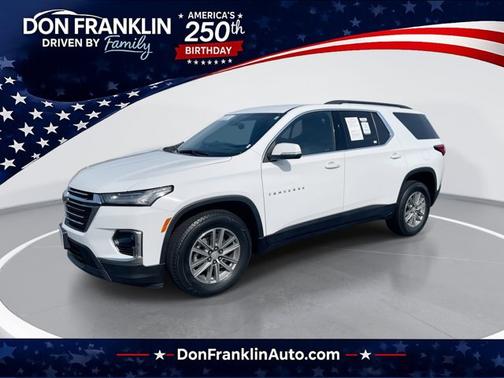 Summit White 2023 Chevrolet Traverse LT Cloth