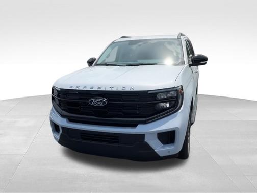 Space Silver Metallic 2026 Ford Expedition Max Active