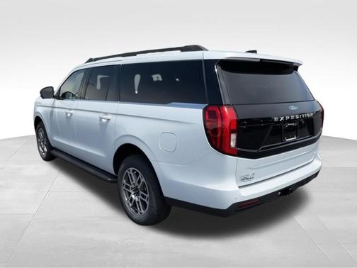 Space Silver Metallic 2026 Ford Expedition Max Active