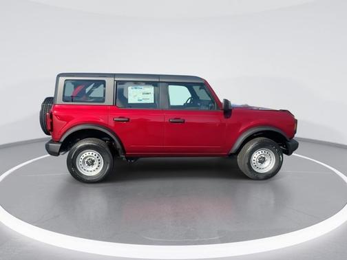 Ruby Red Metallic Tinted Clearcoat 2025 Ford Bronco Base