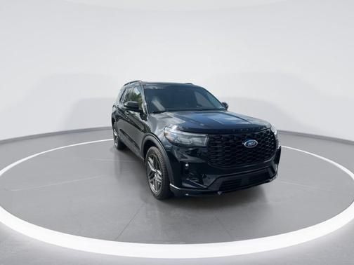 Agate Black Metallic 2026 Ford Explorer ST-Line
