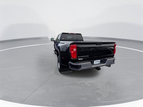 2022 Chevrolet Silverado 3500 LT