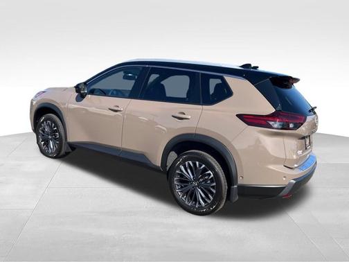 Baja Storm Metallic/Super Black 2025 Nissan Rogue SL