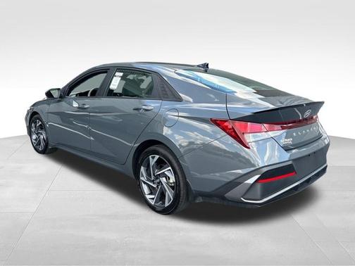 Ecotronic Gray 2025 Hyundai ELANTRA SEL Sport