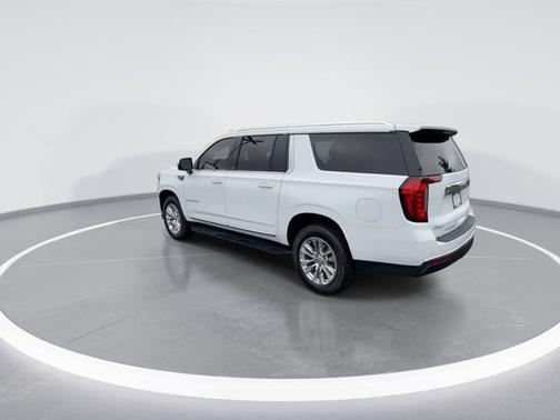 Summit White 2023 GMC Yukon XL SLT