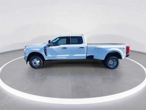 2026 Ford F-350 XLT