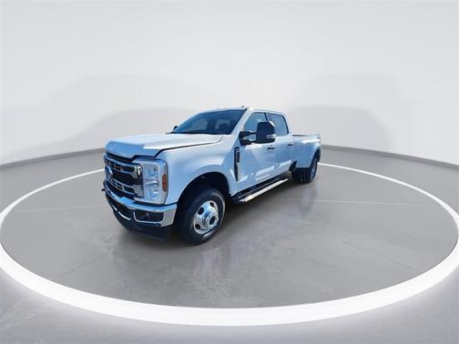 2026 Ford F-350 XLT