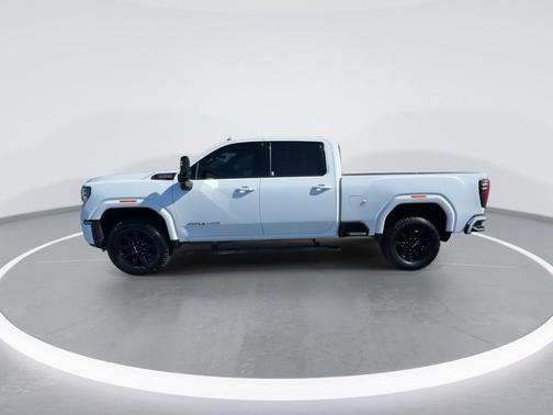 Summit White 2024 GMC Sierra 2500 AT4