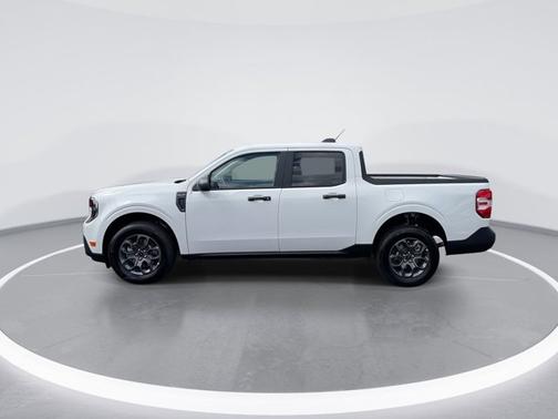 Oxford White 2026 Ford Maverick XLT