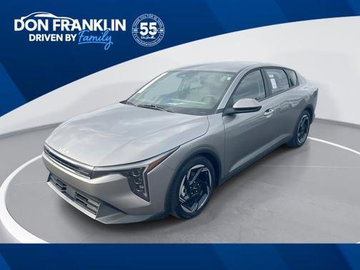 2025 Kia K4 EX
