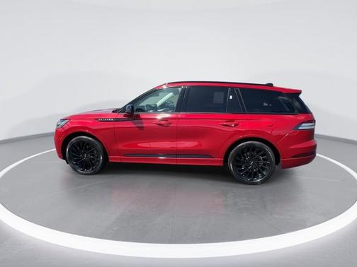 Red Carpet Tinted Clearcoat 2026 Lincoln Aviator Reserve