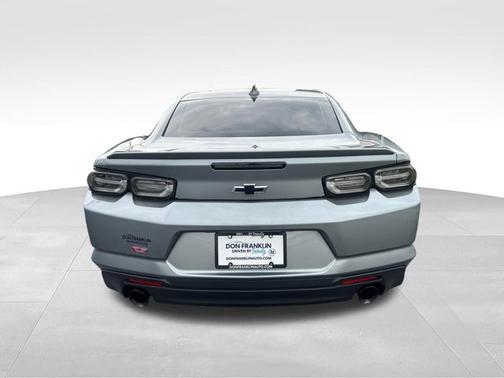 Sharkskin Metallic 2023 Chevrolet Camaro LT1