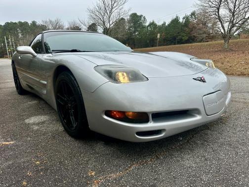 2001 Chevrolet Corvette Base