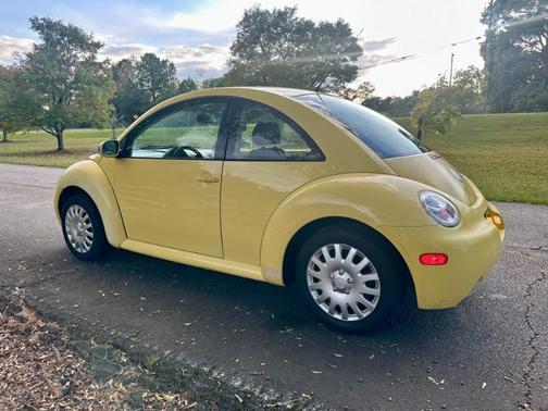 2004 Volkswagen New Beetle GL TDI