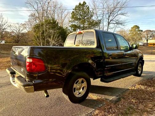2003 Ford F-150 Lariat SuperCrew