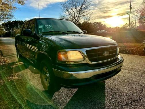 2003 Ford F-150 Lariat SuperCrew