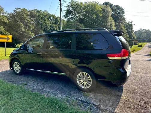2011 Toyota Sienna Limited