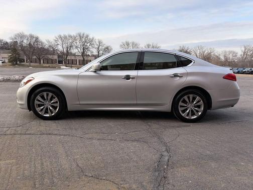 Liquid Platinum 2013 INFINITI M37x Base