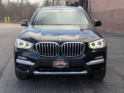 Black 2018 BMW X3 xDrive30i