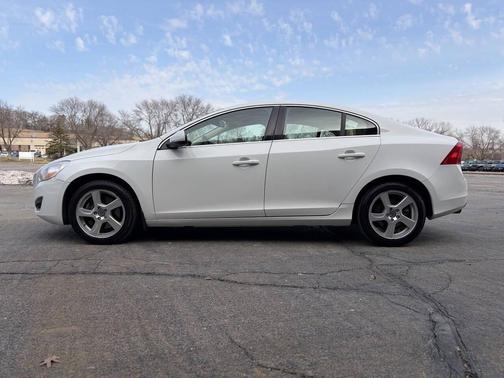 2012 Volvo S60 T5