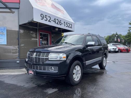 2012 Lincoln Navigator Base