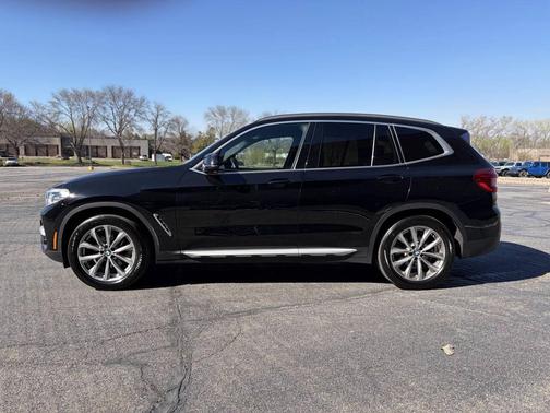 Black 2019 BMW X3 xDrive30i