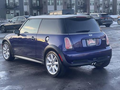 2005 MINI Cooper S Base