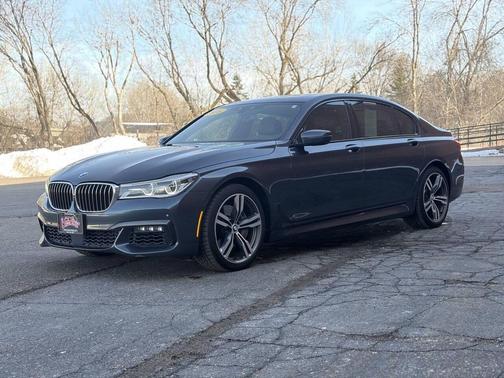 2016 BMW 750 i xDrive