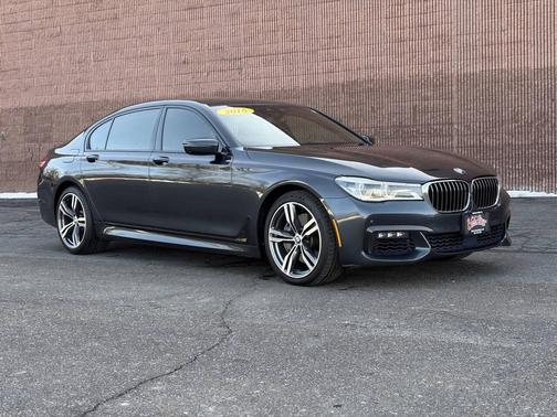 2016 BMW 750 i xDrive