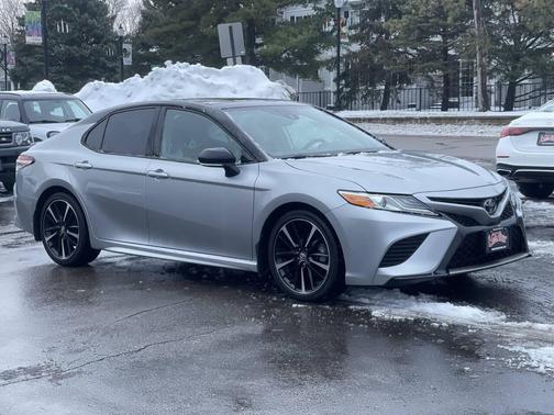 2020 Toyota Camry XSE