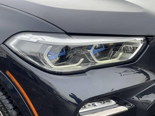 2020 BMW X5 M50i