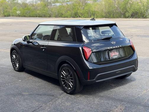 Midnight Black II Metallic 2025 MINI Hardtop Cooper S