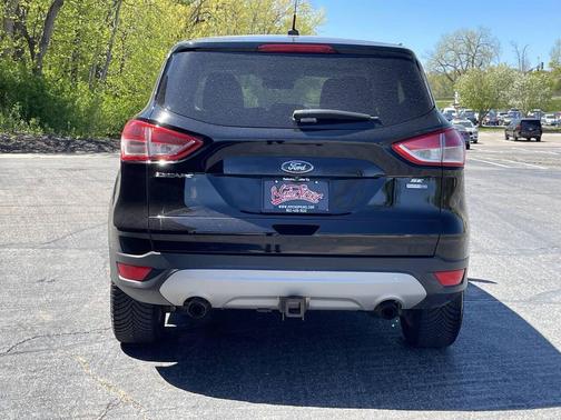 White Platinum Metallic Tri-Coat 2016 Ford Escape SE