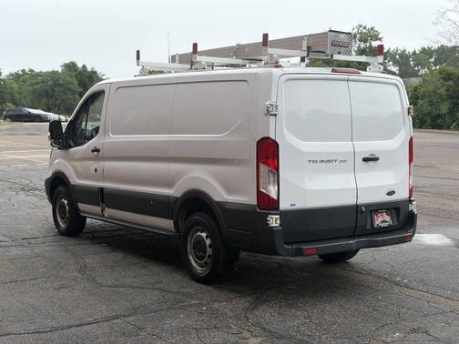 Oxford White 2016 Ford Transit-250 Base
