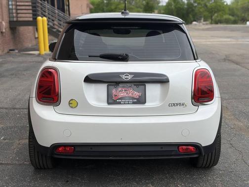 Nanuq White Metallic 2024 MINI Hardtop Cooper S