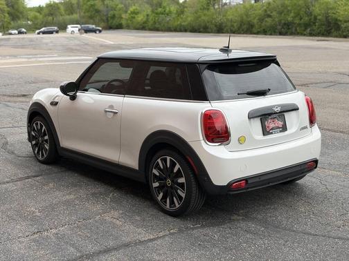 Nanuq White Metallic 2024 MINI Hardtop Cooper S