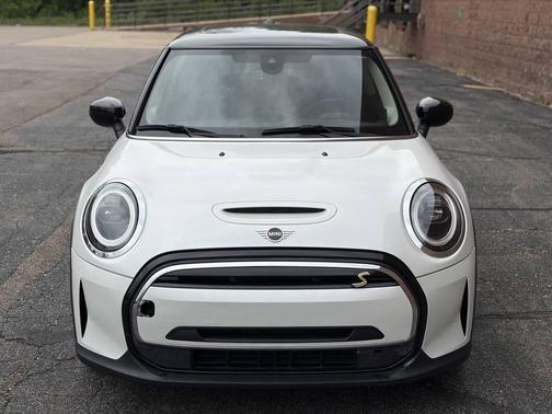 Nanuq White Metallic 2024 MINI Hardtop Cooper S
