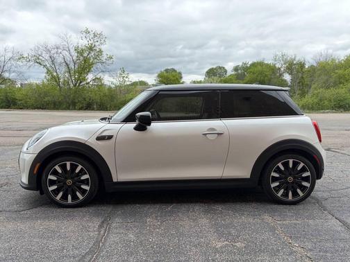 Nanuq White Metallic 2024 MINI Hardtop Cooper S