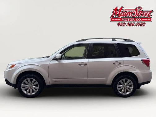 Satin White Pearl 2013 Subaru Forester 2.5X
