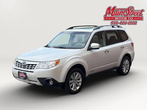 Satin White Pearl 2013 Subaru Forester 2.5X