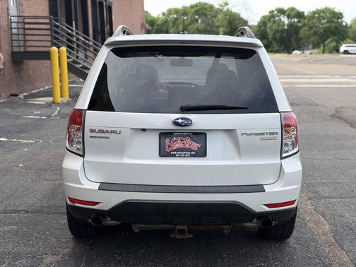 Satin White Pearl 2013 Subaru Forester 2.5X